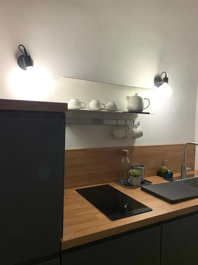 Apartment Rent Casa Almika Bari 0*,