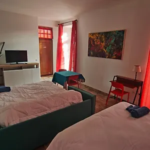 https://nelly-apartments.italymilanhotels.net